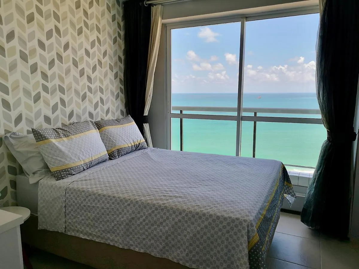 Modern Beachfront Apartment W. Magnificent Seaview Fortaleza
