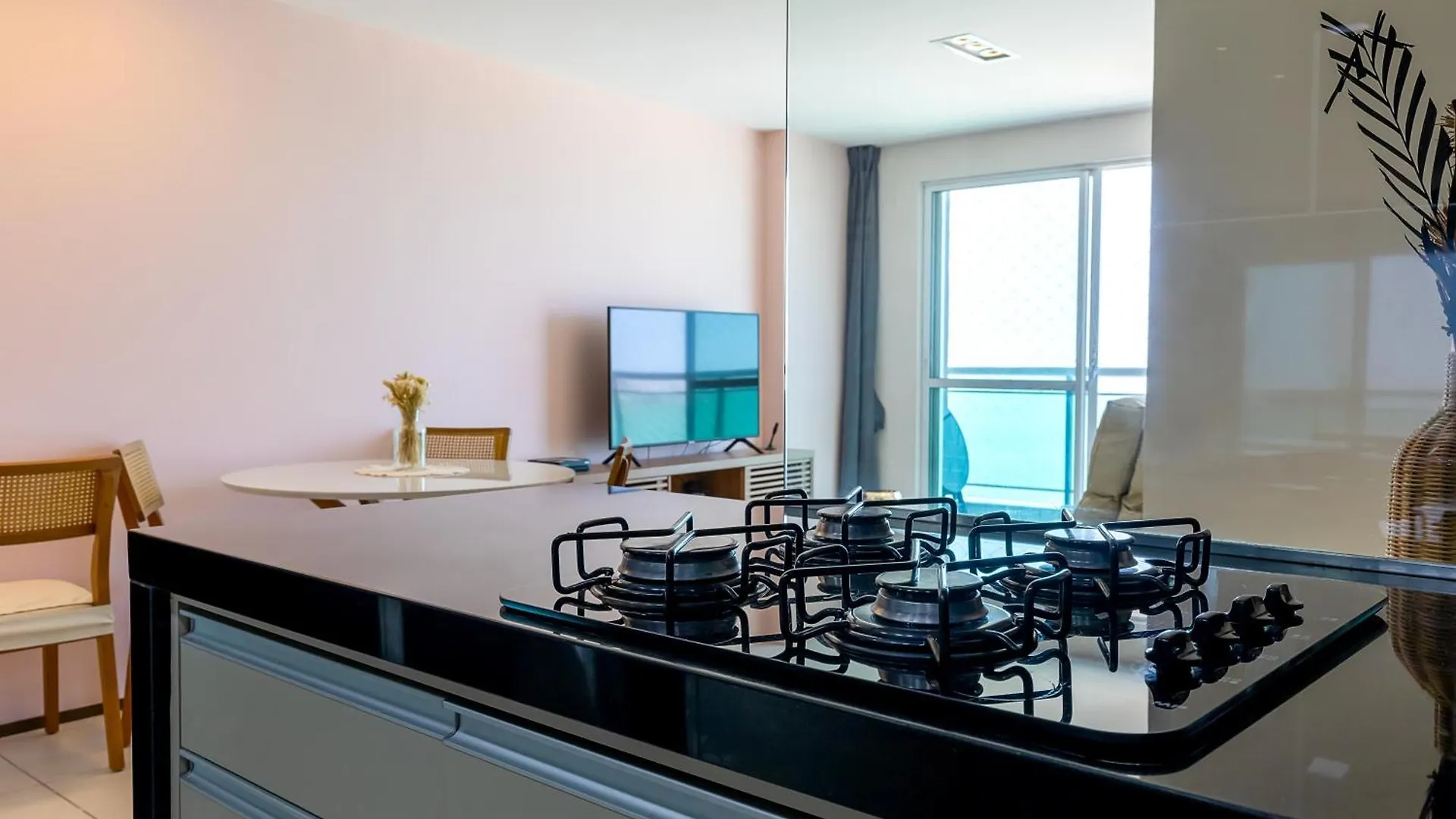 Modern Beachfront Apartment W. Magnificent Seaview Fortaleza