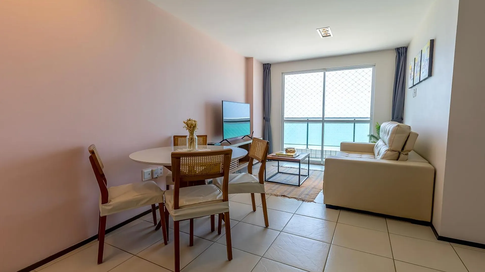 Modern Beachfront Apartment W. Magnificent Seaview Fortaleza
