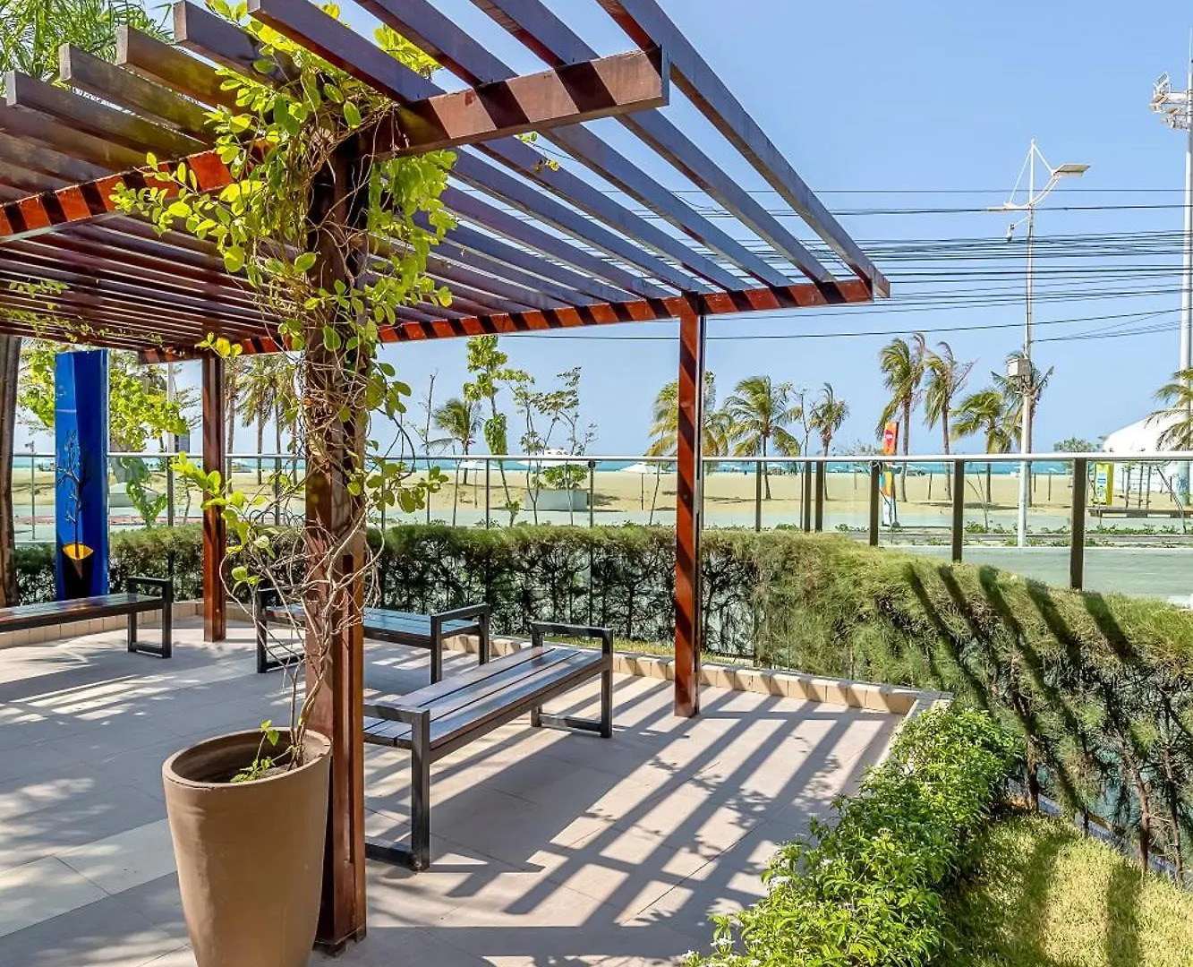 Modern Beachfront Apartment W. Magnificent Seaview Fortaleza