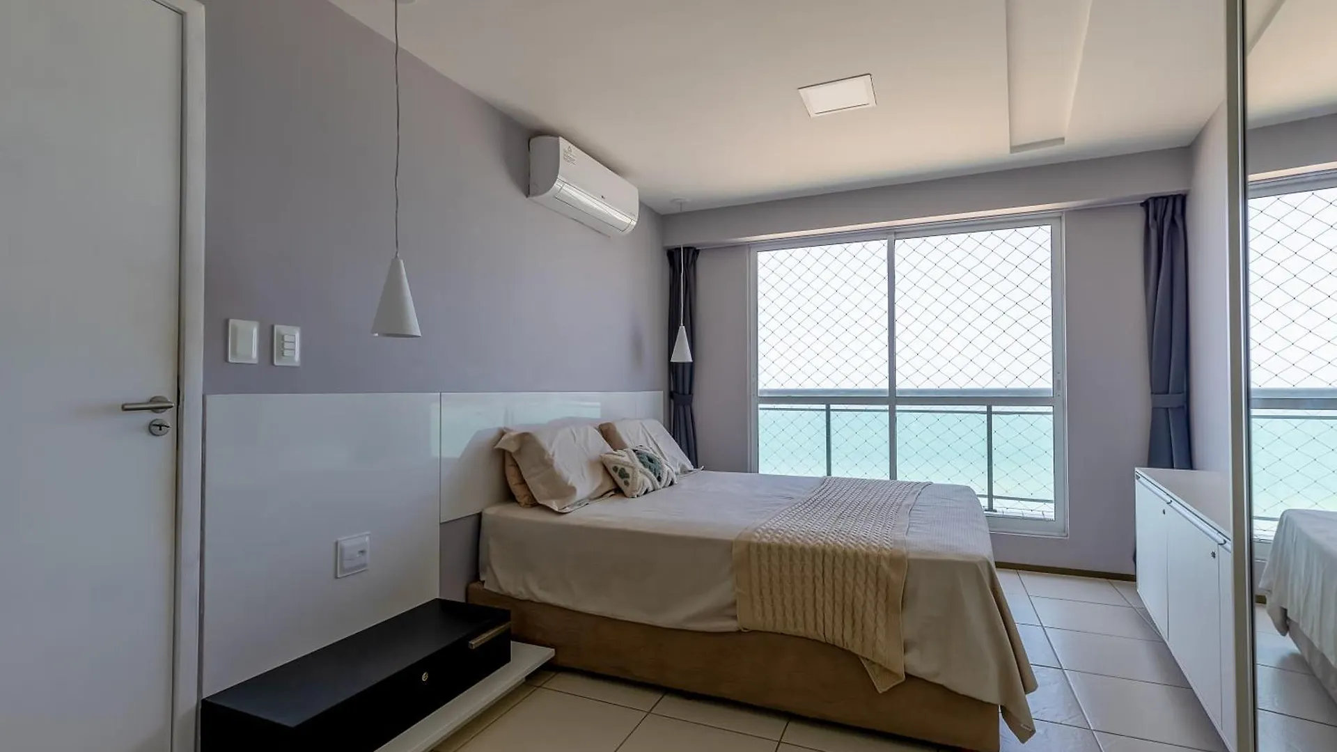 Modern Beachfront Apartment W. Magnificent Seaview Fortaleza